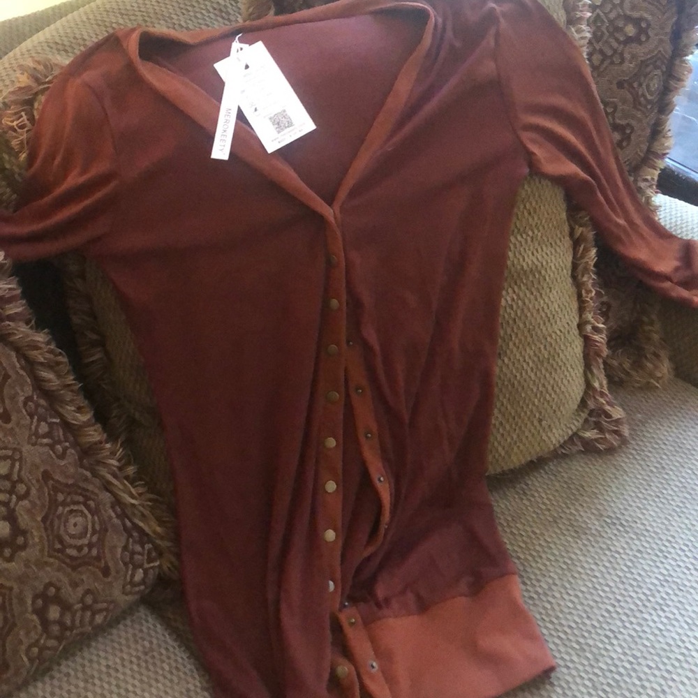 Merokeety brown tunic